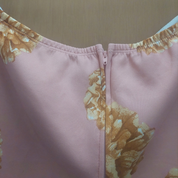 CHARLOTTE RUSSE - Picture 5 of 7